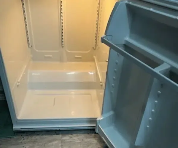 Fridge interior after cleaning
